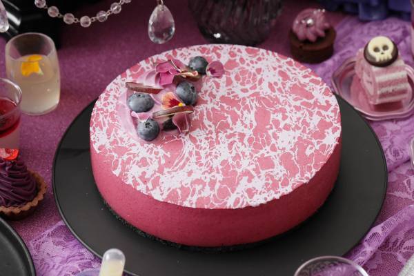 “恋に悩める乙女”をキュートでダークなスイーツの数々で表現！秋の味覚が楽しめる  『ラブホリック・ハロウィンパーティー～スイーツブッフェ～』開催