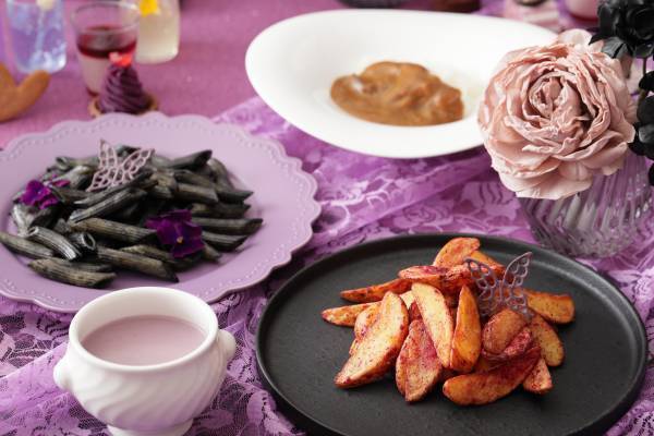 “恋に悩める乙女”をキュートでダークなスイーツの数々で表現！秋の味覚が楽しめる  『ラブホリック・ハロウィンパーティー～スイーツブッフェ～』開催