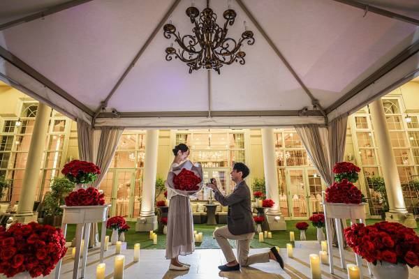 【名古屋・丸の内】迎賓館を貸切！1000本の薔薇に囲まれた二人だけの時間『チャペル de プロポーズ ドラマティックプラン/ロマンティックプラン』新登場