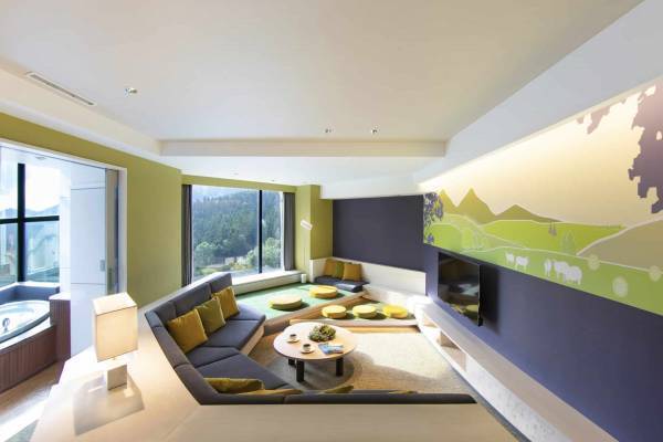 【リゾナーレトマム】家族で貸し切りできる「雲海テラスキャンプ」実施　雲海をイメージしたディナーが登場｜期間：2022年7月20日～8月31日