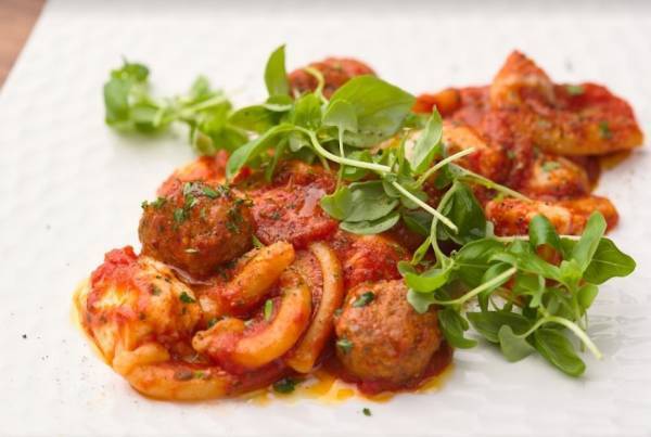 大崎広小路駅から徒歩1分！季節を感じる絶品のイタリア料理店『trattoria e poi』の情報をFindグルメで公開