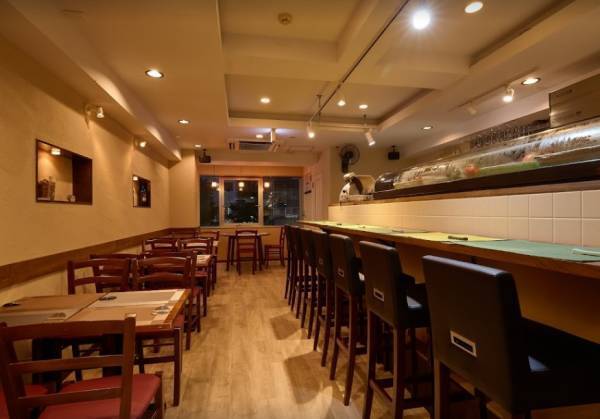 大崎広小路駅から徒歩1分！季節を感じる絶品のイタリア料理店『trattoria e poi』の情報をFindグルメで公開