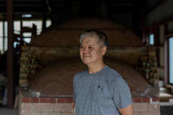 【界 長門】自分の手で土を伸ばし器をかたち作る「萩焼作家と行う自分だけの手びねり体験」開催 ～釉薬に使われる赤間硯に触れる「大人の墨あそび」も実施～｜期間：2023年1月28日～2月26日 （土・日曜日）