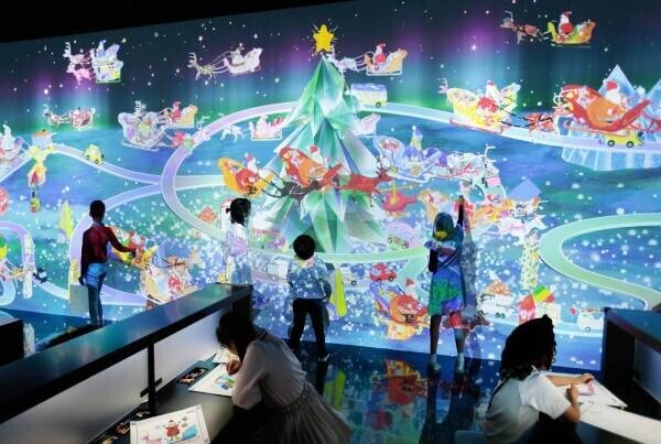 【北海道 東川町】チームラボ お絵かきクリスマス&amp;ペーパークラフトを、東川町文化ギャラリーにて開催。