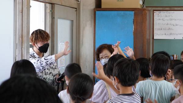 大阪国際大学が門真市立北巣本小学校と共同で「国際交流会」を9/13に実施