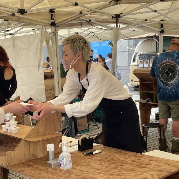 【22才元モデル】ヴィーガンである事が全く信じられないアイスクリーム「大豆氷花」が青山にオープン！