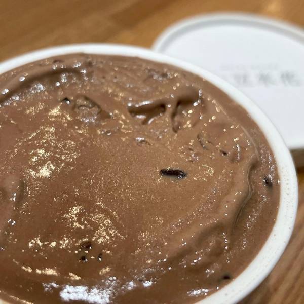 【22才元モデル】ヴィーガンである事が全く信じられないアイスクリーム「大豆氷花」が青山にオープン！