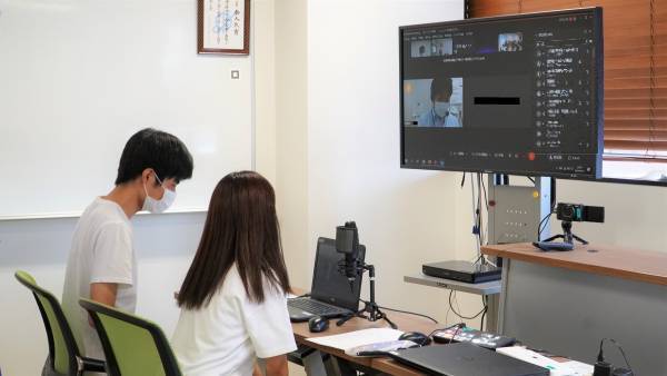 警察庁主催「全国サイバー防犯ボランティア意見交換会議」大阪代表として大阪国際大学から学生２名が9/14に参加