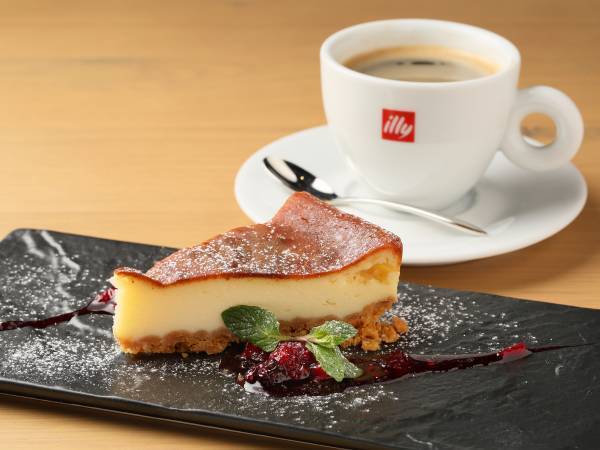 東海エリアでは珍しい『illyコーヒー』を出す店です！！是非一度お試しあれ！