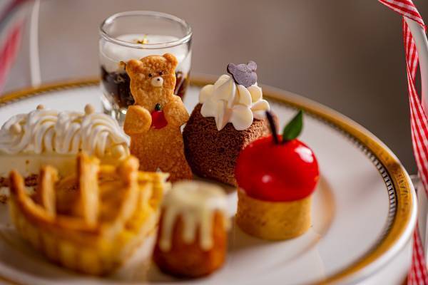 【大阪・心斎橋】クリスマス追加開催決定！ ‟テディベア”と‟りんご”がテーマのスイーツを堪能  『クラシカルレディーのアフタヌーンティー』開催