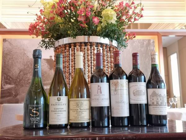 【株式会社ひらまつ】試飲付きワイン販売会を都内で開催 ～ソムリエがワインに関しての質問にお答えします～