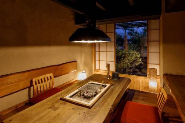 【仙台・花京院】仙台牛を個室で味わうクリスマスディナーはいかがでしょうか？｜提供期間：11月18日(金)～12月25日(日)