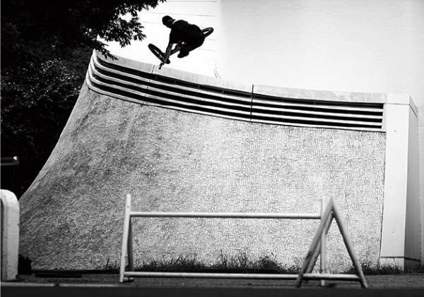 HIKARU FUNYU（ヒカル・フニュウ）の 写真展をキンコーズ・渋谷店で開催 ～　アーティストとのコラボレーションを加速　～