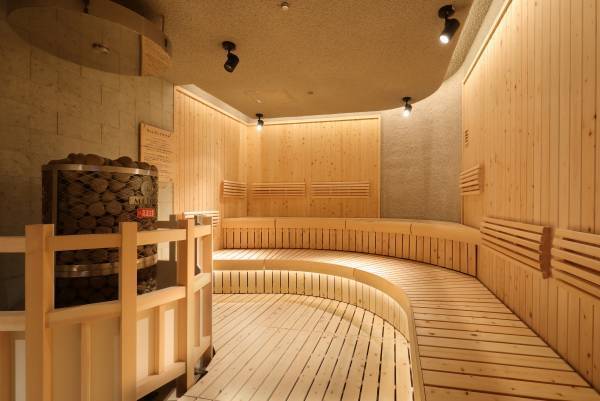 【江戸遊×fru:C美容液】東京都で温泉ランキング1位のスーパー銭湯！贅沢空間で温泉＆サウナを満喫しよう♪