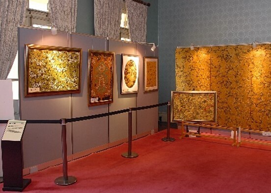 【12/17~1/15】「 旧岩崎邸で楽しむ金唐紙(きんからかみ)の世界」　都立旧岩崎邸庭園にて。