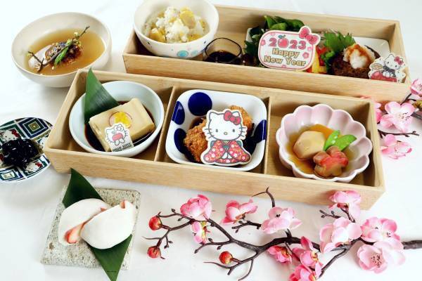 かわいい着物姿のハローキティと新年をお祝いしよう！  新年特別公演『ハローキティのお正月』 1月2日～10日開催