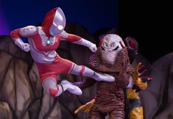 ファミリーステージ「ウルトラ６兄弟 THE LIVE ウルトラマン編 小さな勇気と絆の力」大興奮のステージをレポート！！