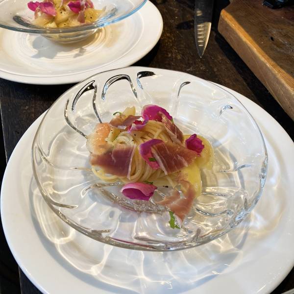 富山テレビ6/15ライブBBTにて放送！「エディブルフレグランスローズ朝摘み体験会」次回開催17日(金)ご予約受付中！