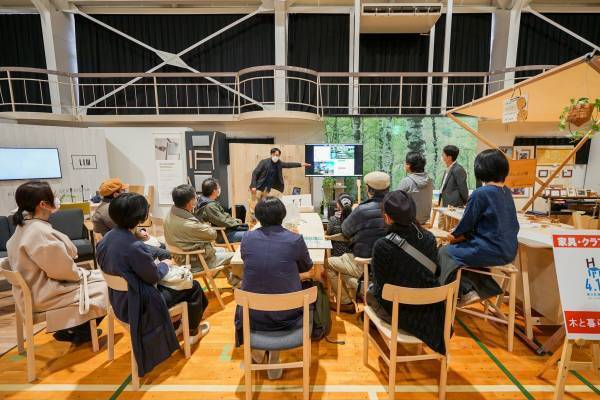 【北海道 東川町】12月3,4日に大規模クリスマスマーケット開催。合計61の家具クラフト、飲食、雑貨のお店が勢ぞろい！