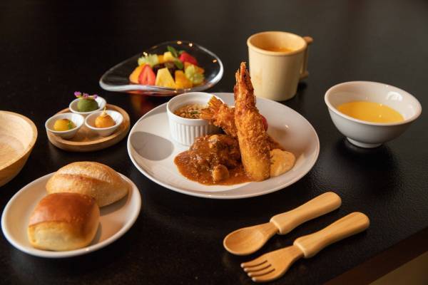 【星のや東京】親子で日本旅館の「お茶の間ラウンジ」が利用できる「ファミリーフロアプラン」販売開始｜販売開始日：2021年11月19日