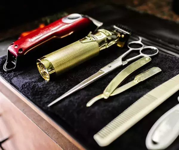 高幡不動駅から徒歩1分『カットオフ高幡店』は価格のわりに高見えするメンズスタイルが人気の理容室！情報をFindビューティーで公開