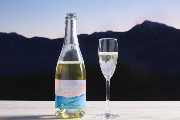 【リゾナーレ八ヶ岳】八ヶ岳や南アルプスを望みながらスパークリングワインを楽しむ「八ヶ岳夕涼みアペロ」を実施｜期間：2022年7月13日〜８月31日