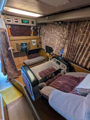 【ジェイアール東海バス】プレミアム・シート車両の運行を終了します。