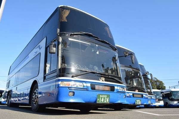 【ジェイアール東海バス】プレミアム・シート車両の運行を終了します。