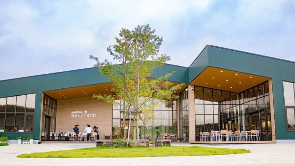 【リゾナーレ八ヶ岳】野菜とワインを楽しむ宿泊プラン「八ヶ岳ベジ旅」を星野リゾートとカゴメが共同企画 ～野菜の収穫体験・工場見学や野菜とワインのマリアージュを堪能できるディナーを楽しむ二日間～｜開催日：2022年9月8日、14日、21日、22日