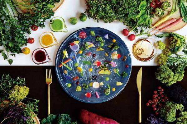 【リゾナーレ八ヶ岳】野菜とワインを楽しむ宿泊プラン「八ヶ岳ベジ旅」を星野リゾートとカゴメが共同企画 ～野菜の収穫体験・工場見学や野菜とワインのマリアージュを堪能できるディナーを楽しむ二日間～｜開催日：2022年9月8日、14日、21日、22日