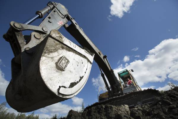 米ディスカバリーチャンネルの人気シリーズ、巨大重機で一か八かの金採掘！ リアリティ番組「ゴールド・ラッシュ～人生最後の一攫千金～」シーズン5 10月11日（火）よる9時～BS12 トゥエルビで放送