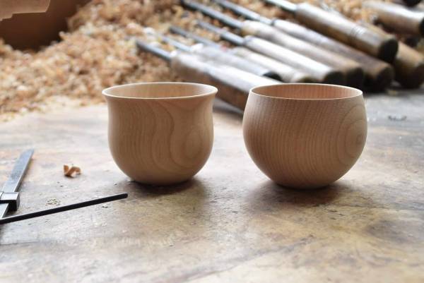 【界 加賀】～職人、生産者と行うご当地文化体験「手業(てわざ)のひととき」2年目に突入～「山中塗の木地師があつらえた無垢の酒器で日本酒を味わう体験」開催｜期間：2022年9月1日～2023年2月28日