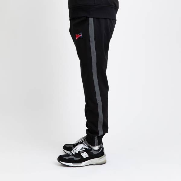 FC東京 × SHIPS　最新移動用ウェアが完成！