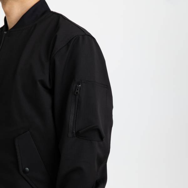 FC東京 × SHIPS　最新移動用ウェアが完成！