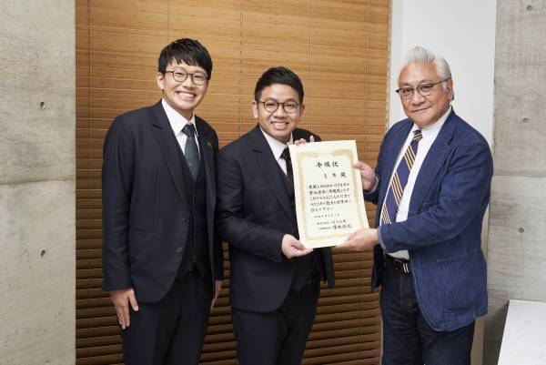 吉本興業・兄弟漫才師「ミキ」が株式会社パリミキの『宣伝部長』を委嘱！