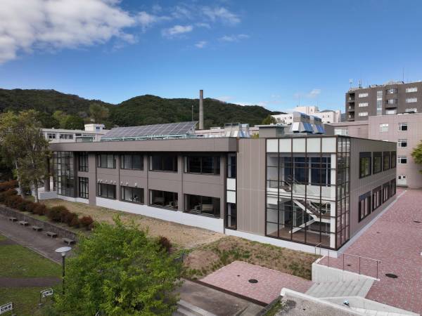 室蘭工業大学附属図書館「ラーニング・コモンズ」をコンセプトにリニューアル！