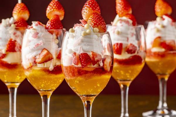 【1月7日（土）スタート】ヒルトン小田原リゾート＆スパ「 いちごのスイーツビュッフェ～ストロベリーパレード ショコラを添えて～」