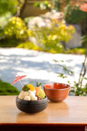 日本初！七輪でお団子を焼くスタイルの和モダンカフェ「eXcafe京都嵐山本店」が創業15周年。100年前にあった街で100年後も続くお店へ。