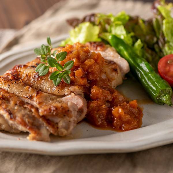 野菜をかけてお肉を食べる!? シャキシャキ食感と優しい旨み「毎日食べる 野菜ソース」が数量限定で発売【サンクゼール】