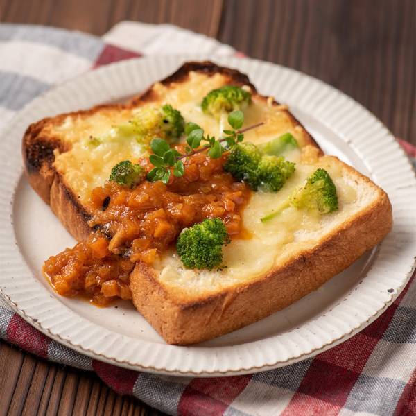 野菜をかけてお肉を食べる!? シャキシャキ食感と優しい旨み「毎日食べる 野菜ソース」が数量限定で発売【サンクゼール】