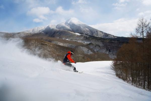 「星野リゾート　アルツ磐梯」2022-23シーズン営業スタート～積雪140cm！最高のコンディションの中、初日を迎えました～
