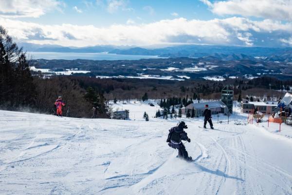 「星野リゾート　アルツ磐梯」2022-23シーズン営業スタート～積雪140cm！最高のコンディションの中、初日を迎えました～