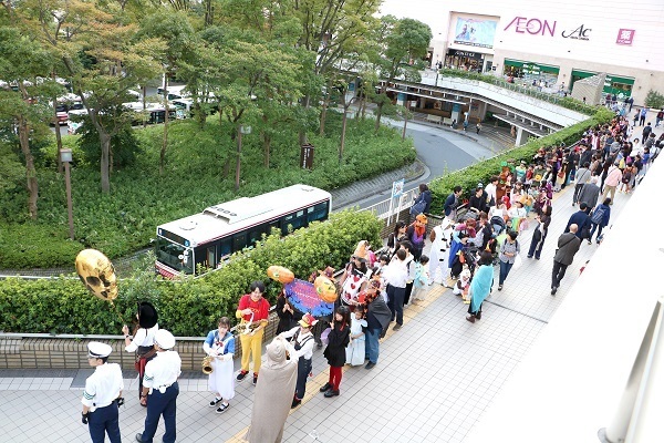 街の洋菓子店から始まった取組みが 800人が参加する新百合ヶ丘のイベントへ～3年ぶりの開催「しんゆりハロウィン2022」10月29日（土）～