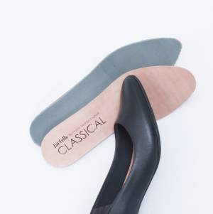 メディア向け・公開前情報【farfalle／クロシェ】「サスティナビリティーは我慢」ではないシューズブランド完成まで現在難航中、取材と素材受付中