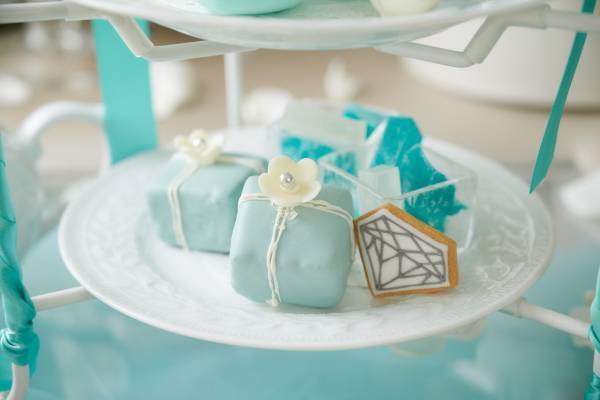 新浦安で初開催！しあわせを呼ぶ『サムシングブルー・アフタヌーンティー』結婚式場ならではの“おまじない”スイーツ