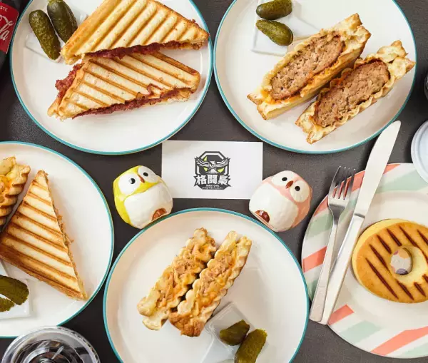 吉祥寺駅より徒歩2分『フクロウカフェ&バー 格闘梟』もふもふのフクロウに癒される東京のカフェ&バー！Findサービスで情報を公開中