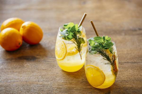 【BEB5軽井沢、星野温泉 トンボの湯】森の中に広がるフィットネスジムで心身共にリフレッシュできる「森の心身調律ステイ」販売開始｜期間:2022年5月9日～6月3日