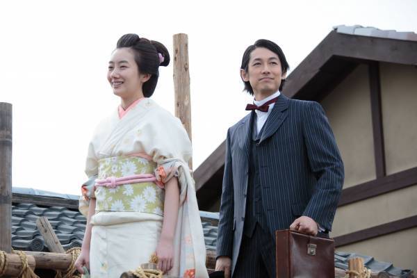 激動の時代を明るく前向きに生き抜いた、一人の女性の“びっくりぽん！”な物語　連続テレビ小説「あさが来た」 11月7日（月）よる7時～BS12 トゥエルビで放送開始