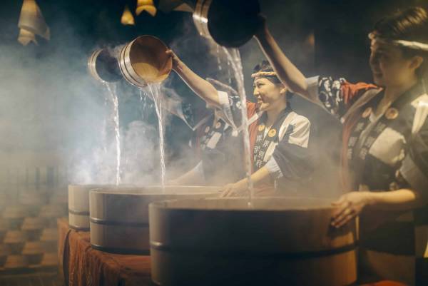 【界 別府】「ドラマティック温泉街の夏祭り」開催　別府温泉をイメージした館内でレトロな遊びを満喫｜期間：2022年6月20日～9月30日