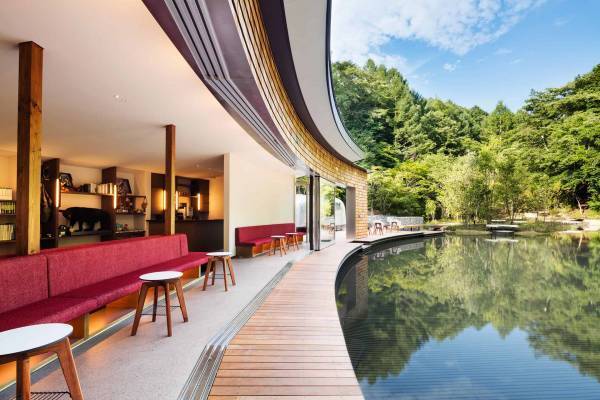 【軽井沢星野エリア、BEB5 軽井沢】自然の中でテレワーク＆軽井沢町内を巡るプライベートツアーに参加できる2泊3日のワーケーションプラン、販売期間を延長｜販売期間：2021年5月17日〜2022年7月15日